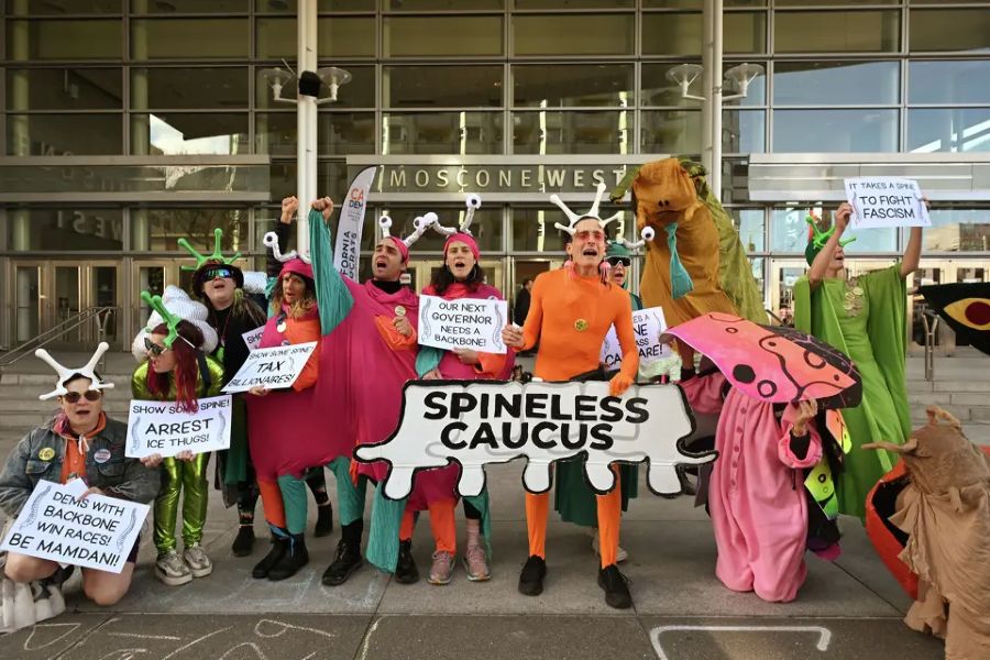 California Democrats Unite for Midterm Battle Against Trump’s Agenda California Democrats Unite for Midterm Battle Against Trump’s Agenda